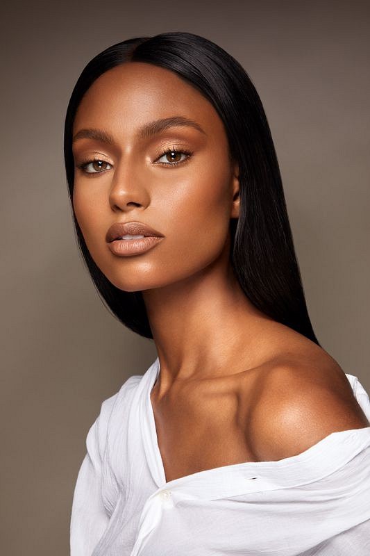 SYDNEY HARPER Elite Models