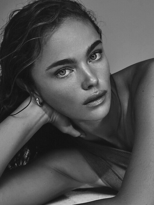 JENA GOLDSACK