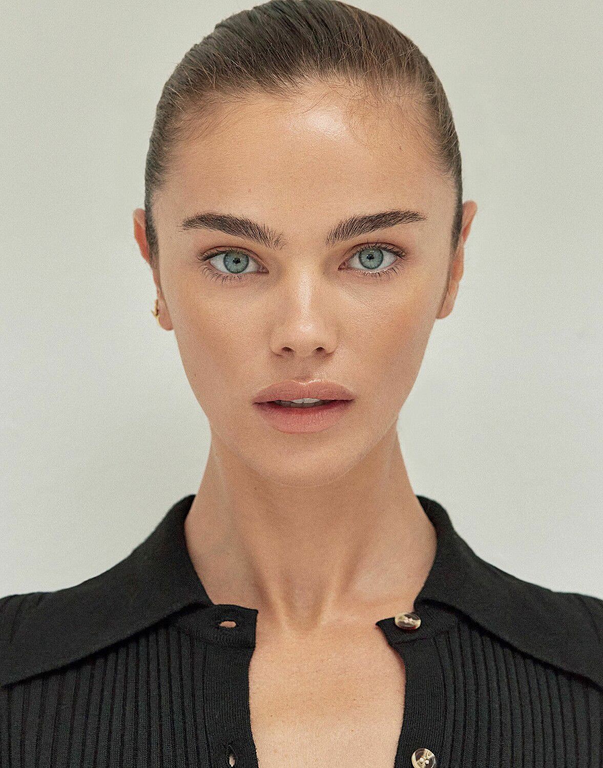 JENA GOLDSACK Elite Models
