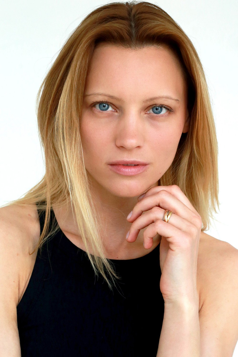 MILA ALIZIER Elite Models