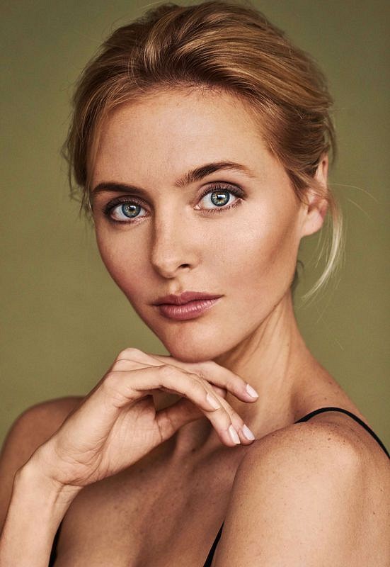 JULIA JOSEPH