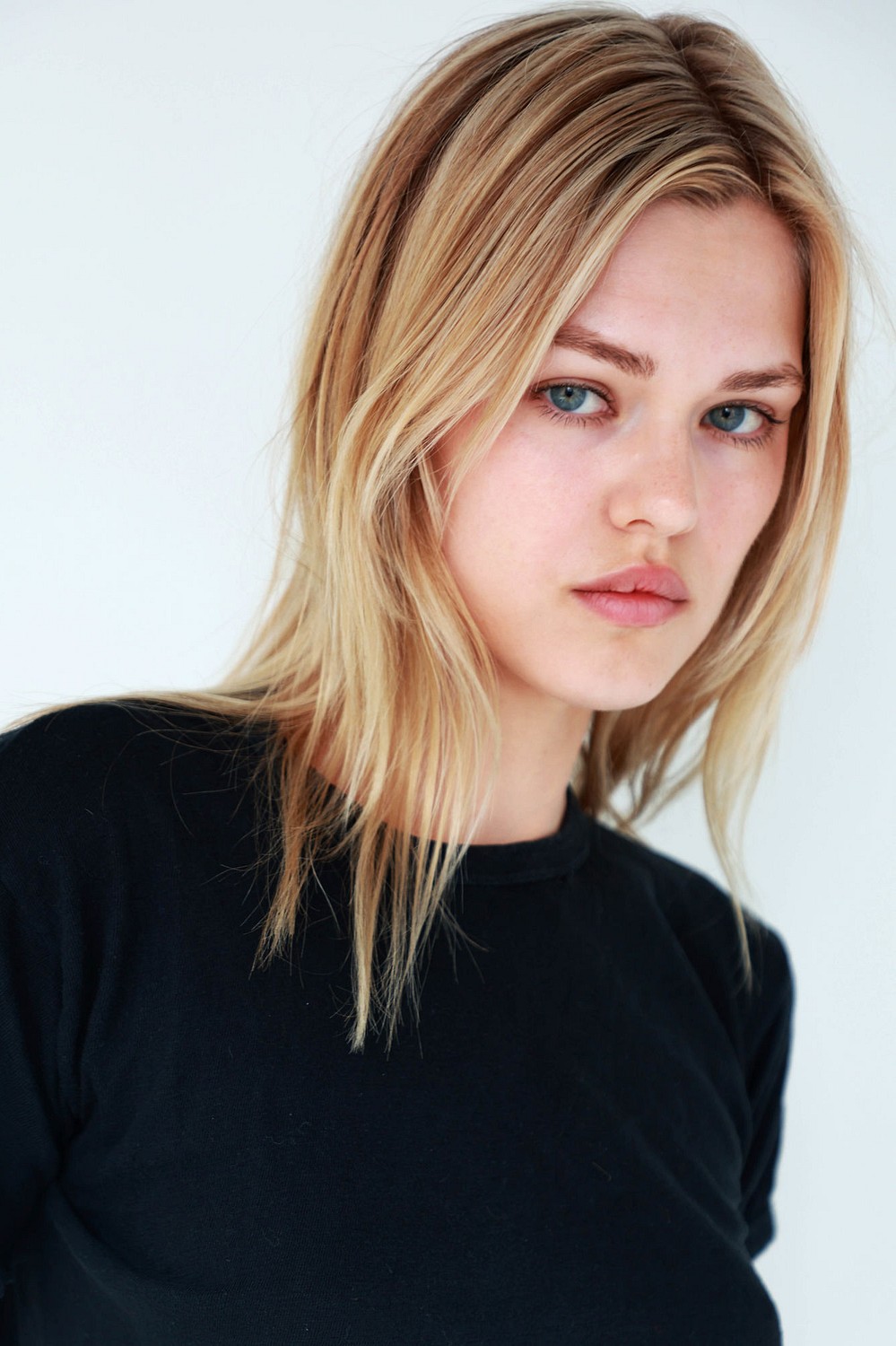 ALINA TIMO Elite Models