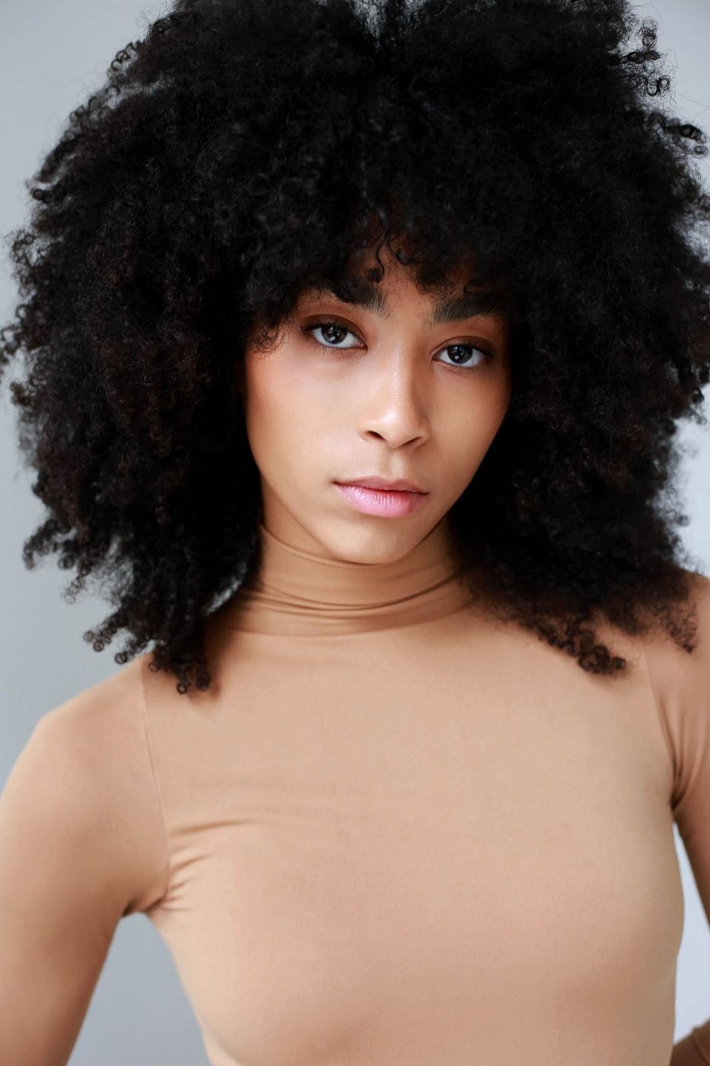 PHOENIX JAMES Elite Models