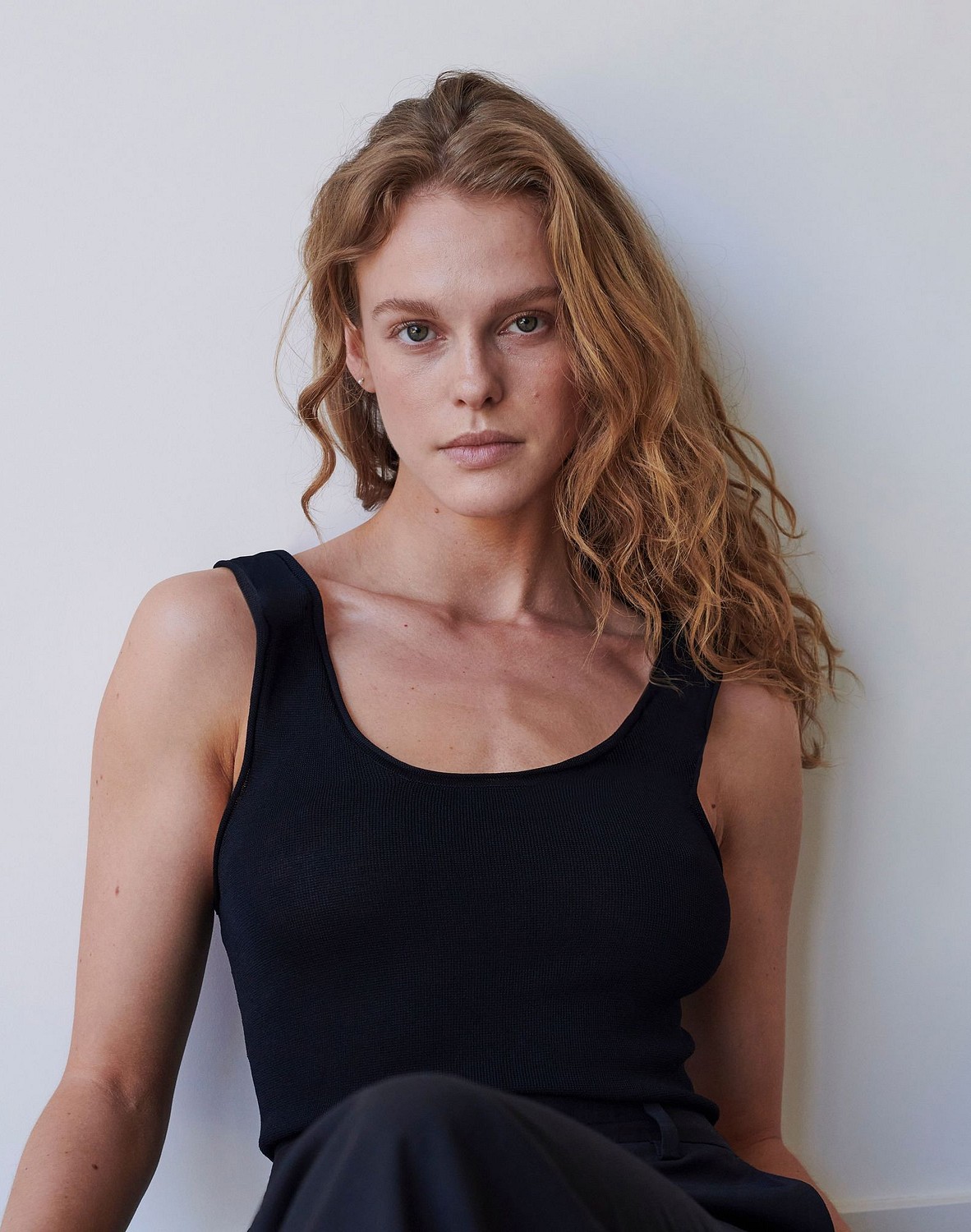 ESTHER LOMB Elite Models