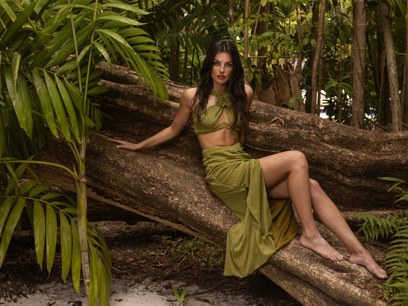ALBA VEJSELI Elite Models