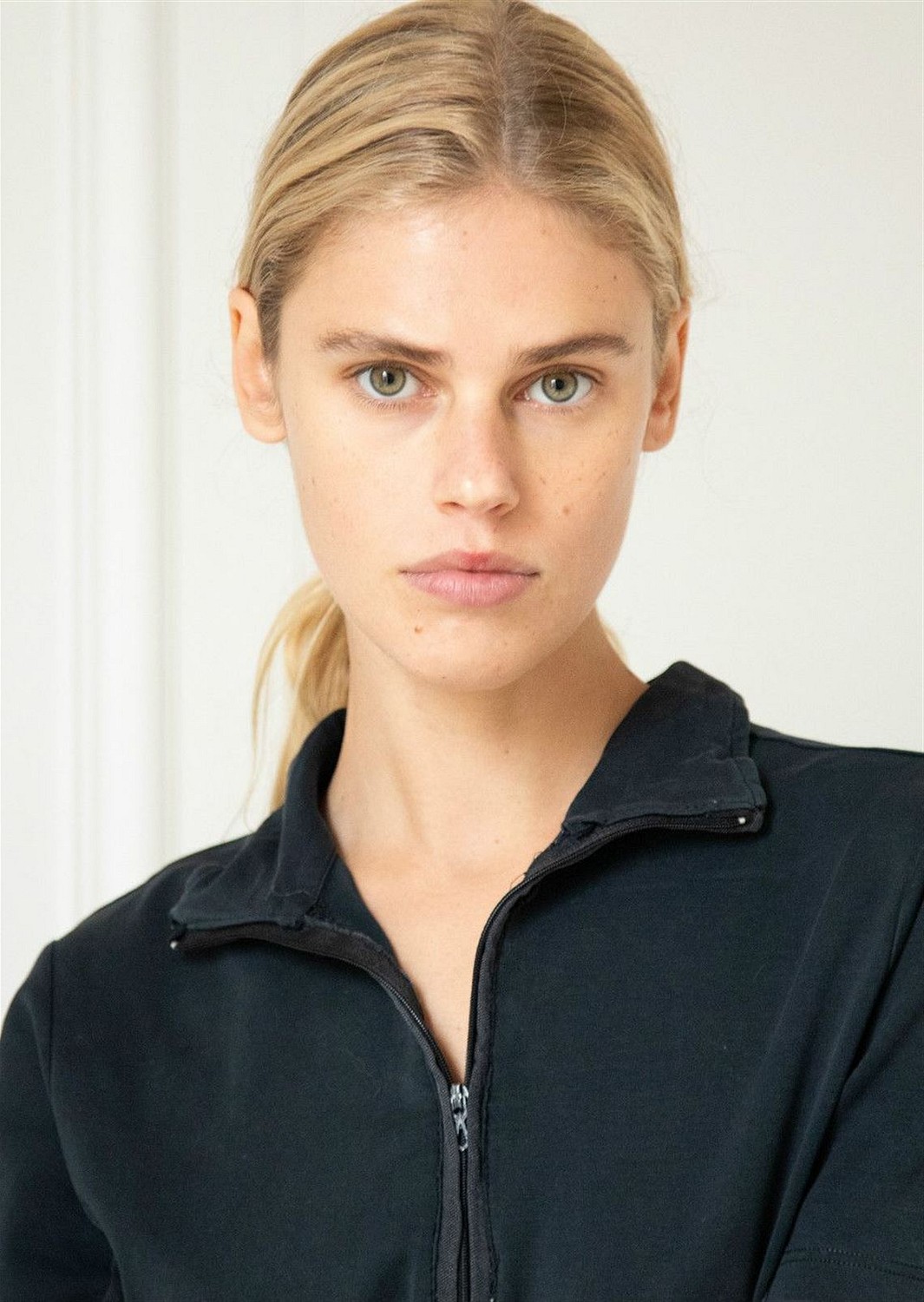 DIANA HELZINA Elite Models