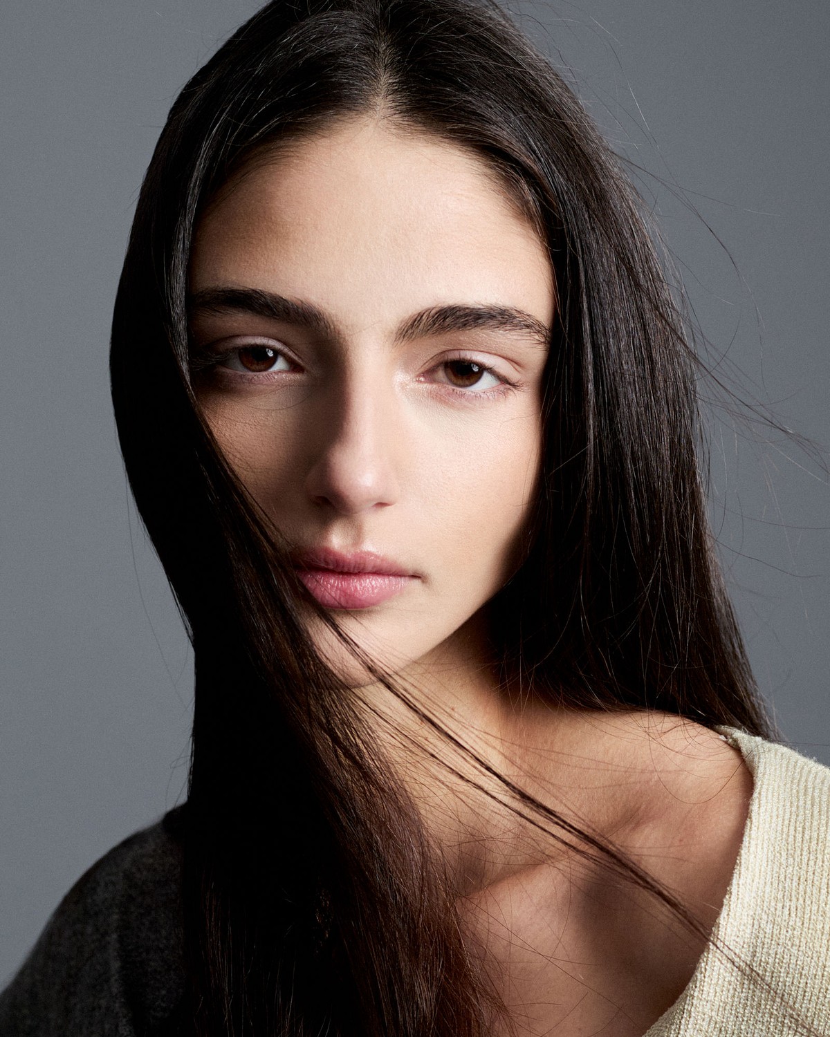 AURELIA COLLIOU