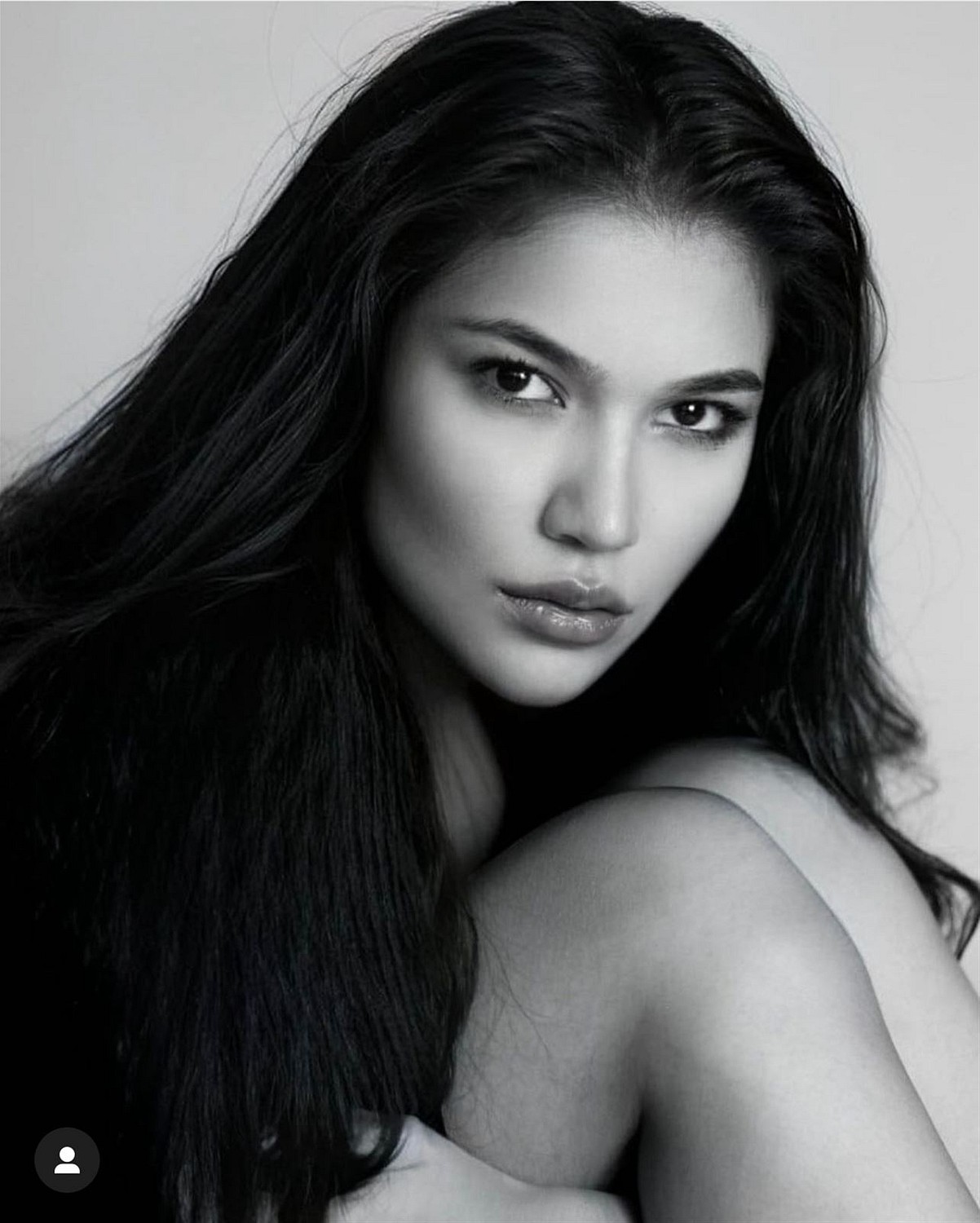 YARA D LEON