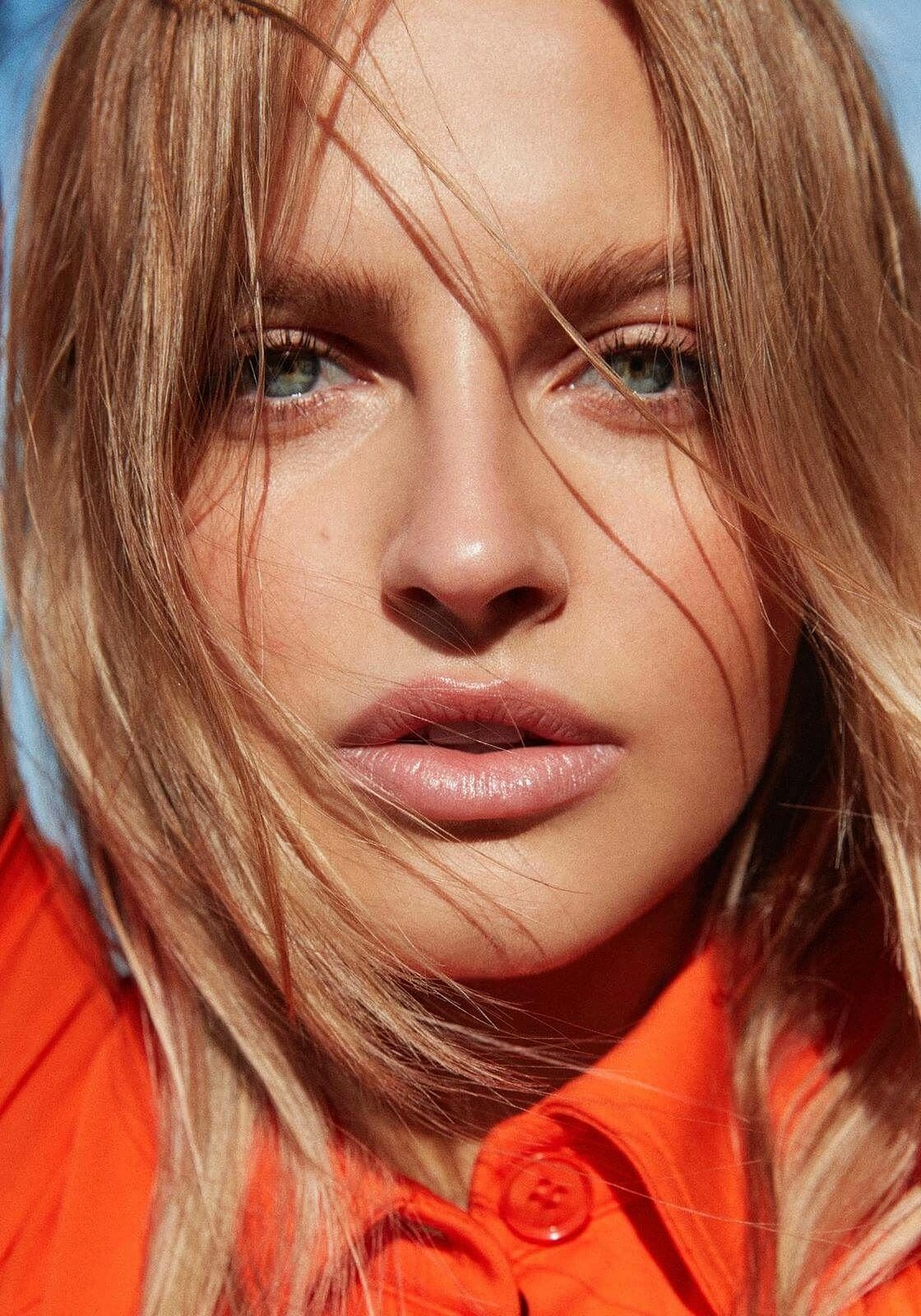 KAROLINA PISAREK