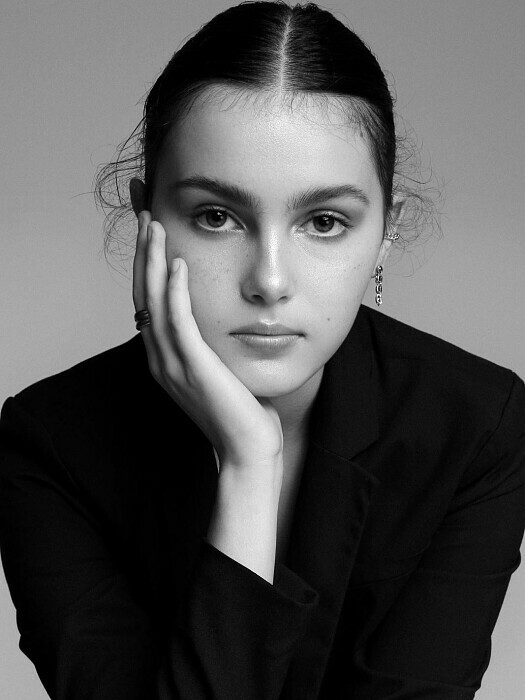 PARIS ARNOLD