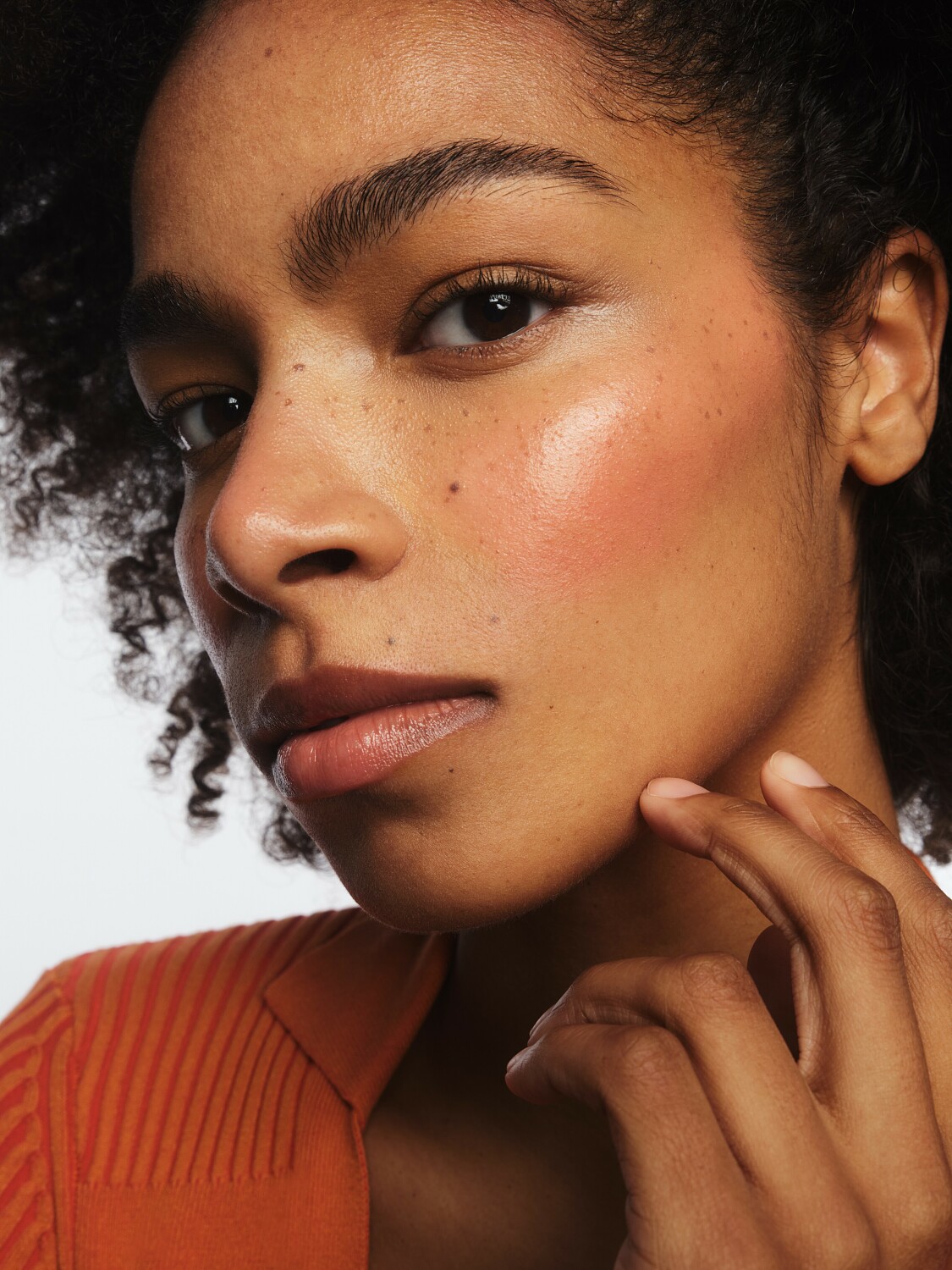 LELE ALYSHA GILLIARD