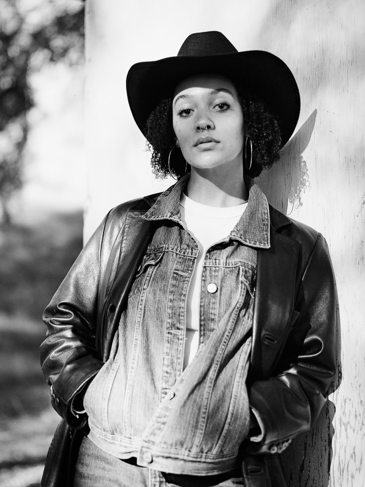 Erica M gallery picture